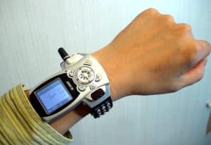 F88 wrist phone