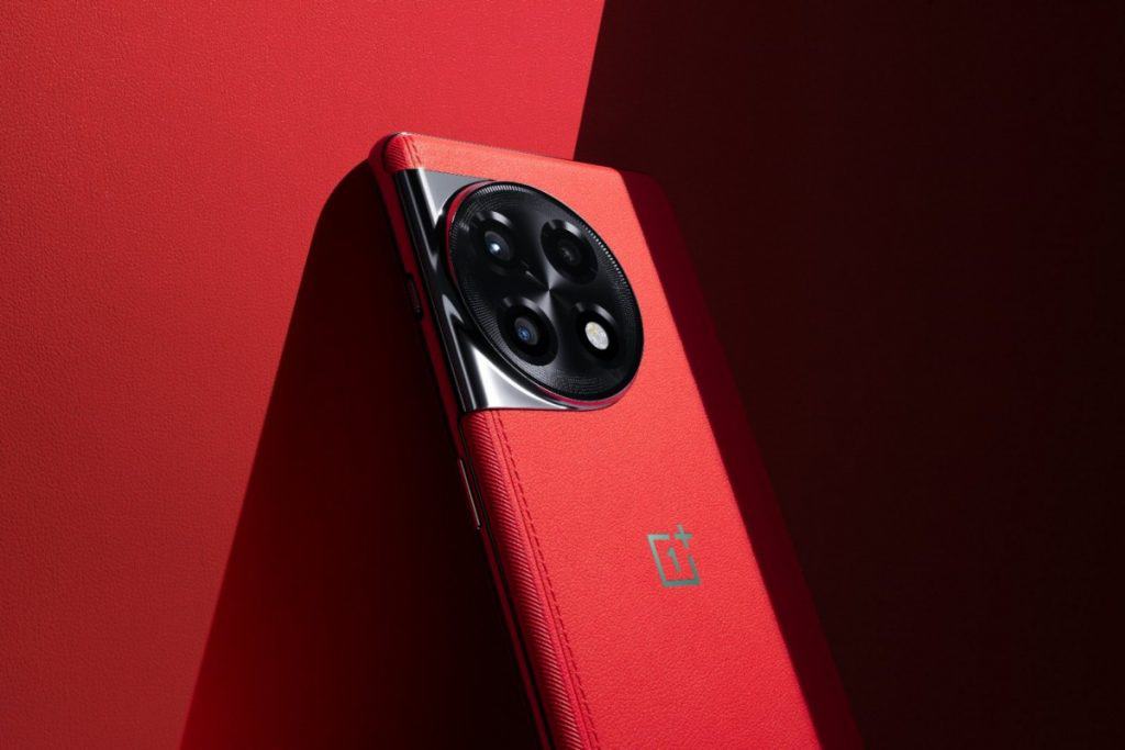OnePlus Ace 2 Special Lava Red Variant