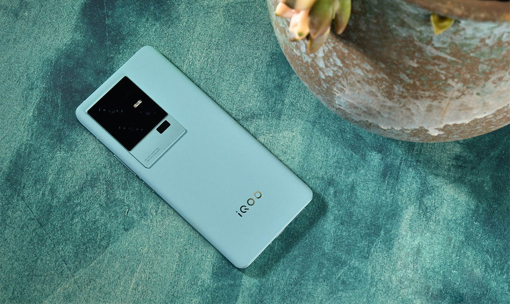 Vivo iQOO 12